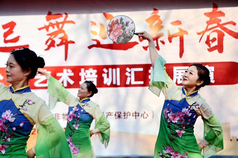 踏歌起舞迎新春 市文化館2023年公益藝術培訓匯報展演